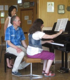 William Cuthbertson teaching students at Peter Feuchtwanger Masterclass