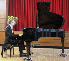 William%20Cuthbertson%20plays%20Chopin,%20September%202010